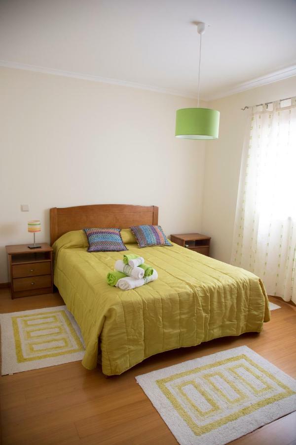 Your Home, Nazare Luaran gambar